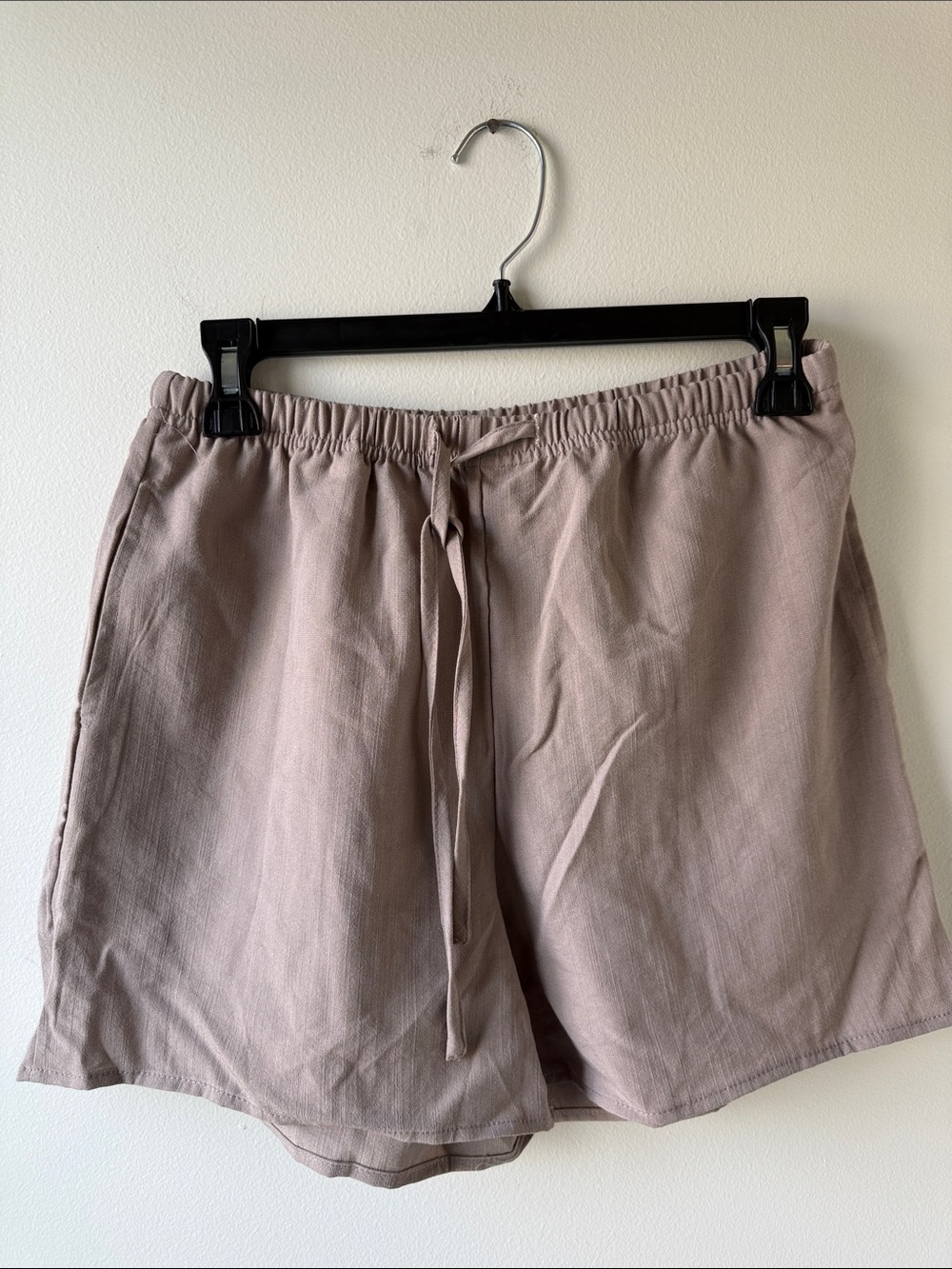 Light Beige Women’s Elastic Waist Drawstring Shorts
